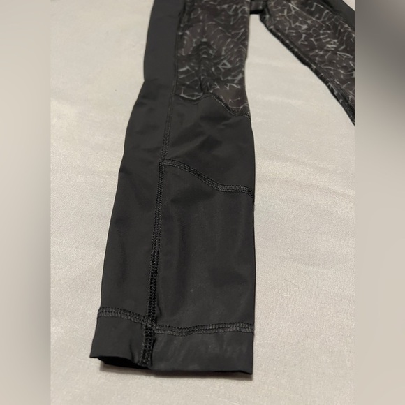 Lululemon Trail Bound 7/8 Tight *Full-On Luxtreme - Picture 6 of 11